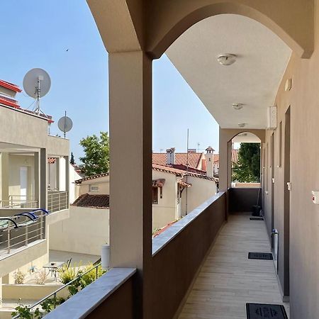 Royals Apartments 2 Nikiti  Exterior photo