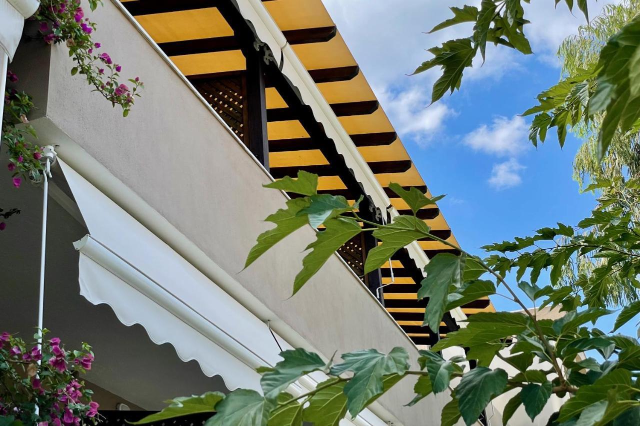 Royals Apartments 2 Nikiti  Exterior photo